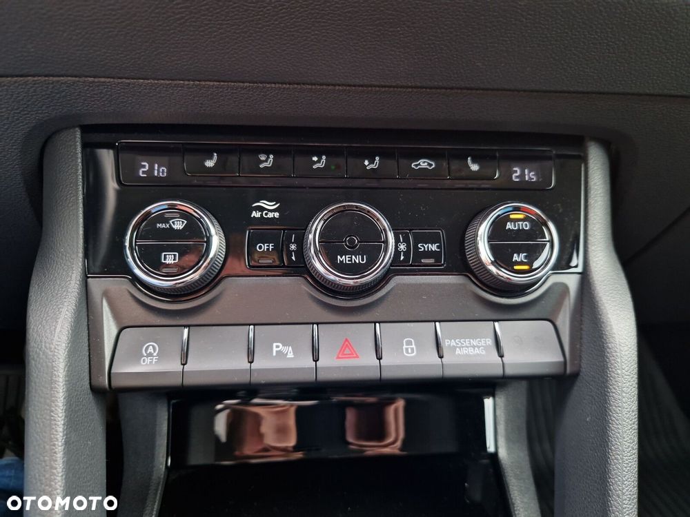 Skoda Karoq 1.5 TSI ACT Style DSG - 23