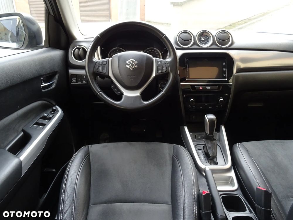 Suzuki Vitara 1.6 XLED 2WD - 30