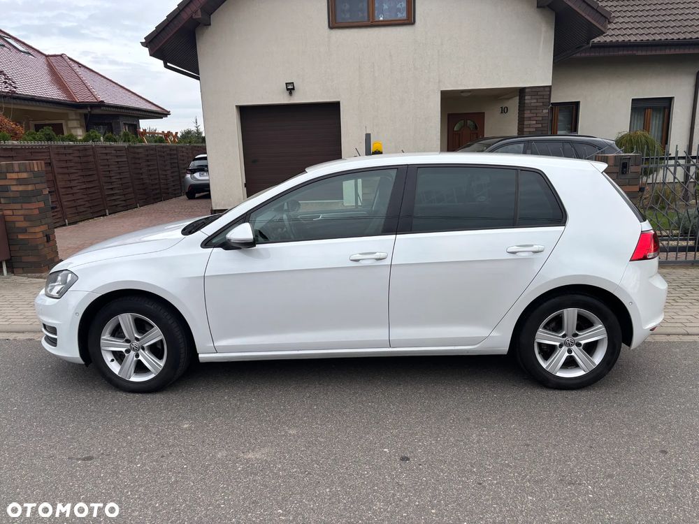 Volkswagen Golf 2.0 TDI BlueMotion Technology DSG Comfortline - 9