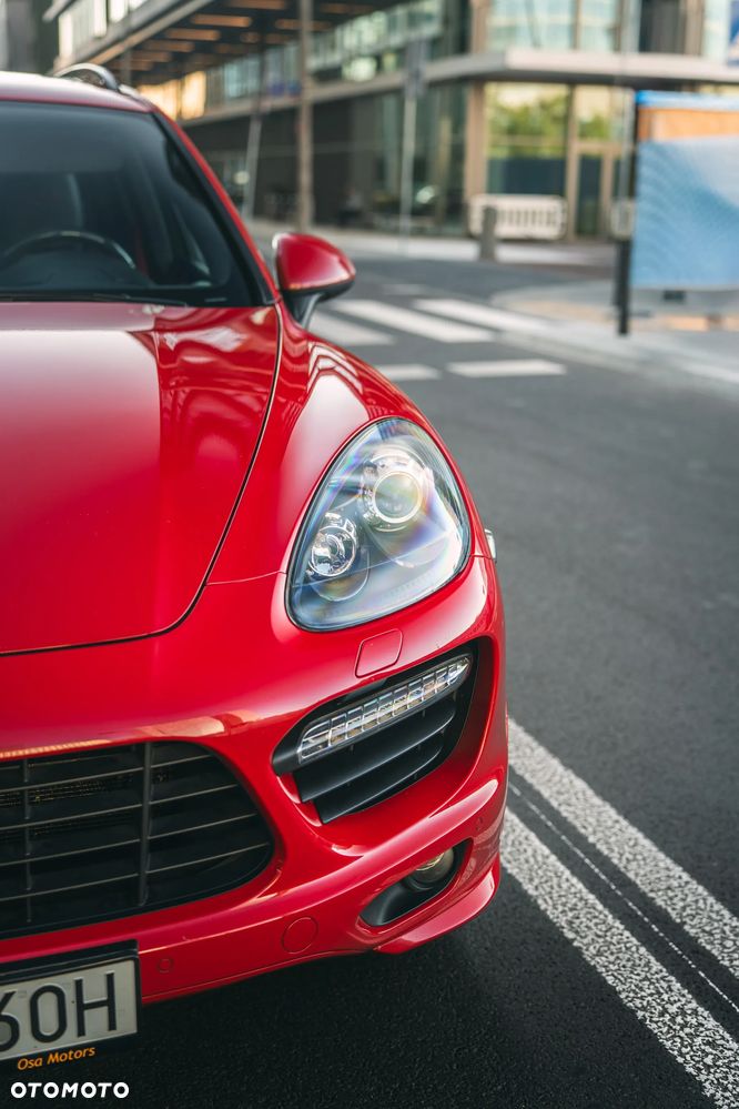 Porsche Cayenne GTS - 8