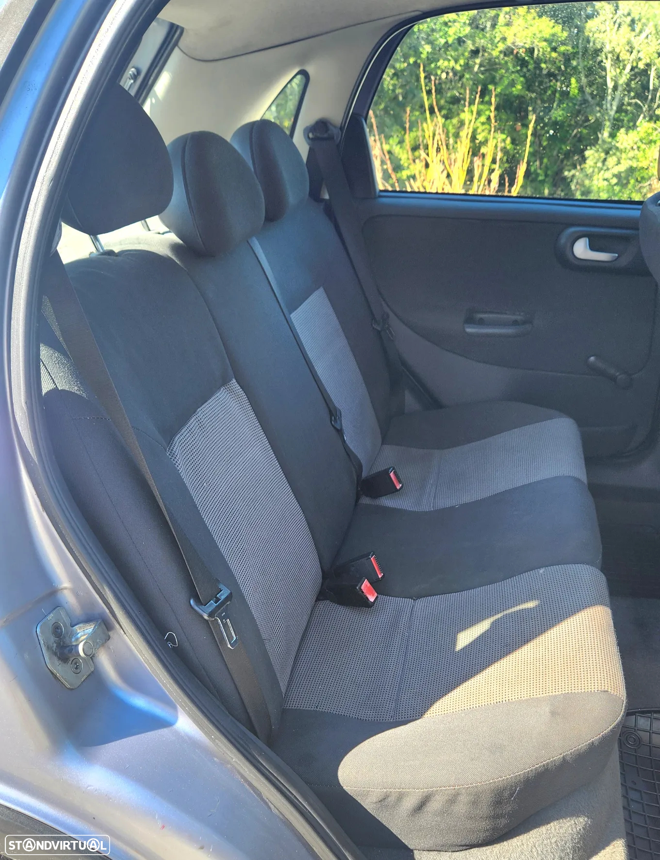 Opel Corsa 1.3 CDTi Enjoy R - 9