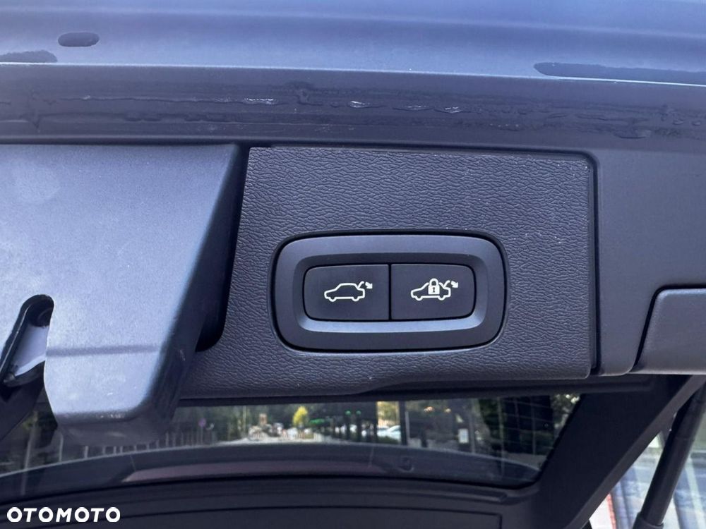 Volvo XC 60 - 32