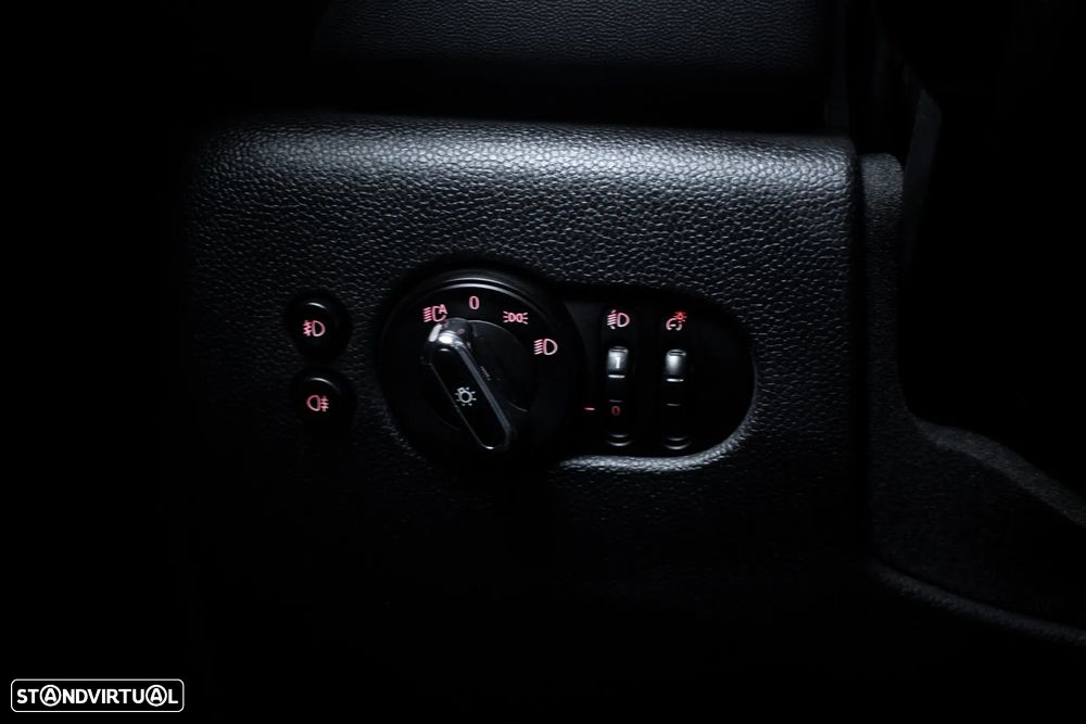 MINI 5 Portas Cooper D Seven Chili - 15