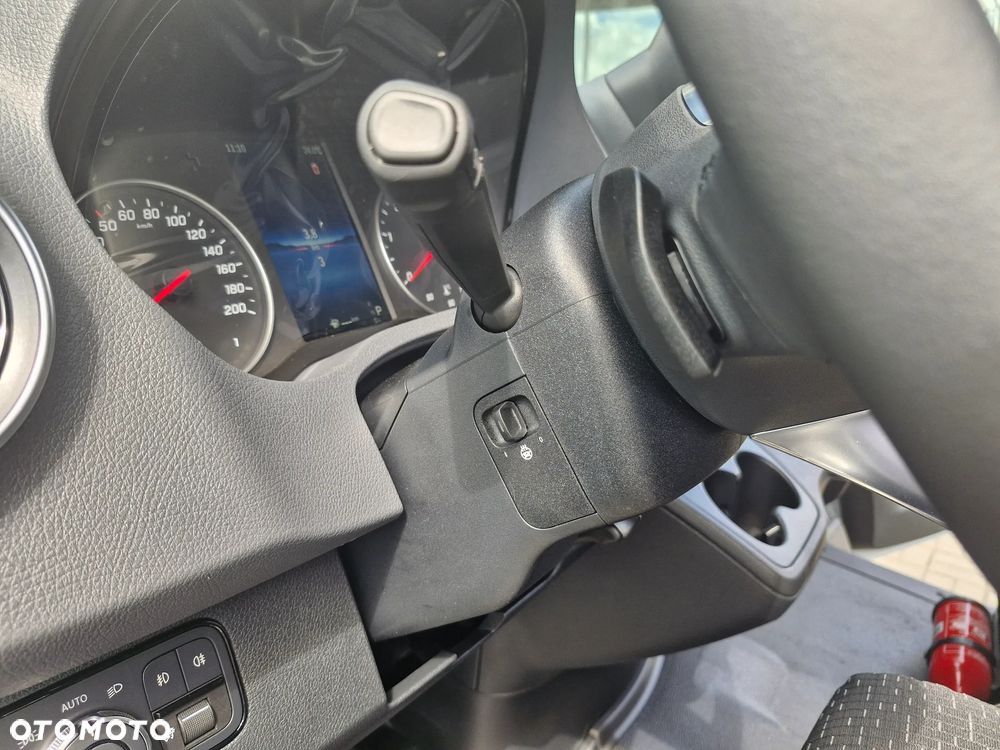 Mercedes-Benz Sprinter 319 CDI - 30