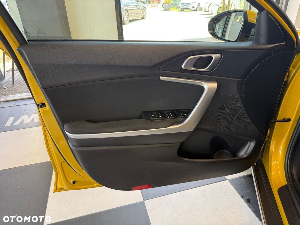 Kia XCeed - 19