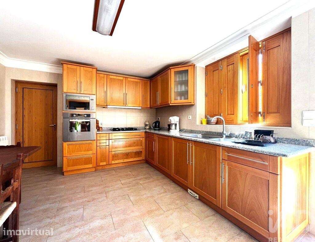 Casa / Villa T4 em Lanheses de 191 m2 - Grande imagem: 2/28