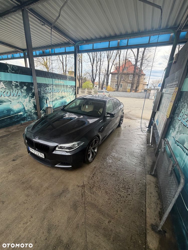 BMW Seria 5 535i - 8