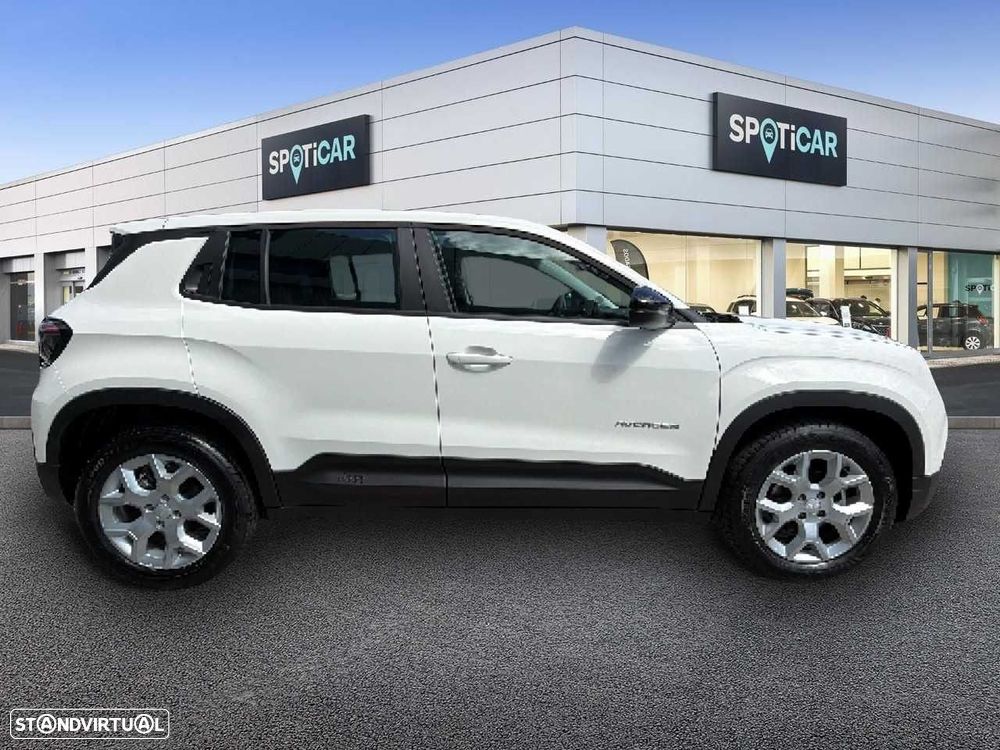 Jeep Avenger 1.2 GSE T3 Altitude - 14