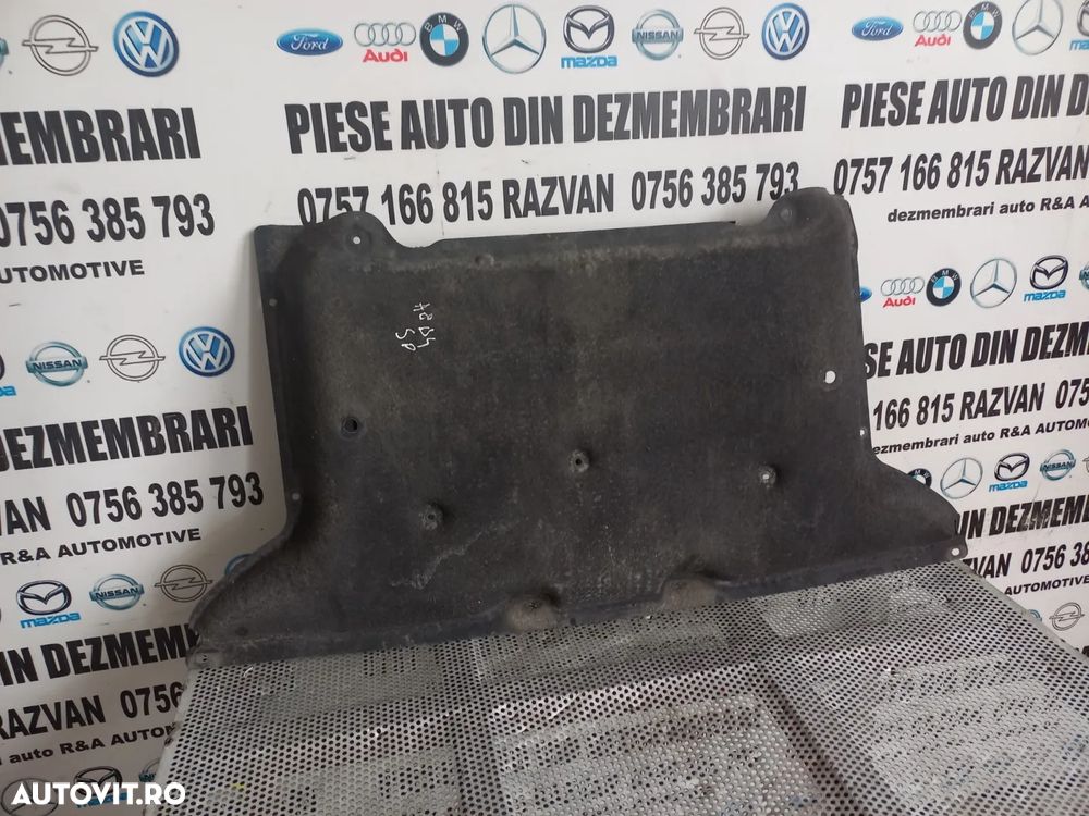 Scut Spate Compresor Perne Aer Audi A8 4H D4 An 2010-2011-2012-2013-2014-2015-2016-2017 Dezmembrez - 2