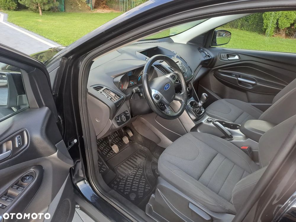 Ford Kuga 1.6 EcoBoost 2x4 Trend - 8