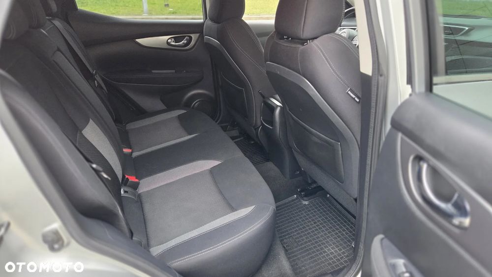Nissan Qashqai 1.6 DIG-T N-Connecta - 10