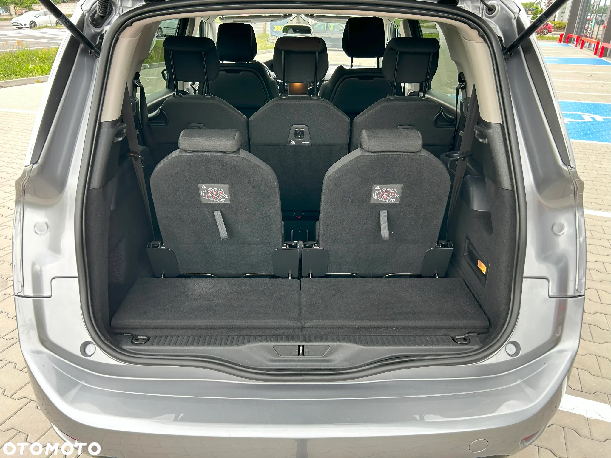 Citroën C4 Picasso - 17