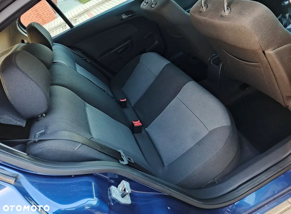 Opel Astra 1.6 Elegance - 20