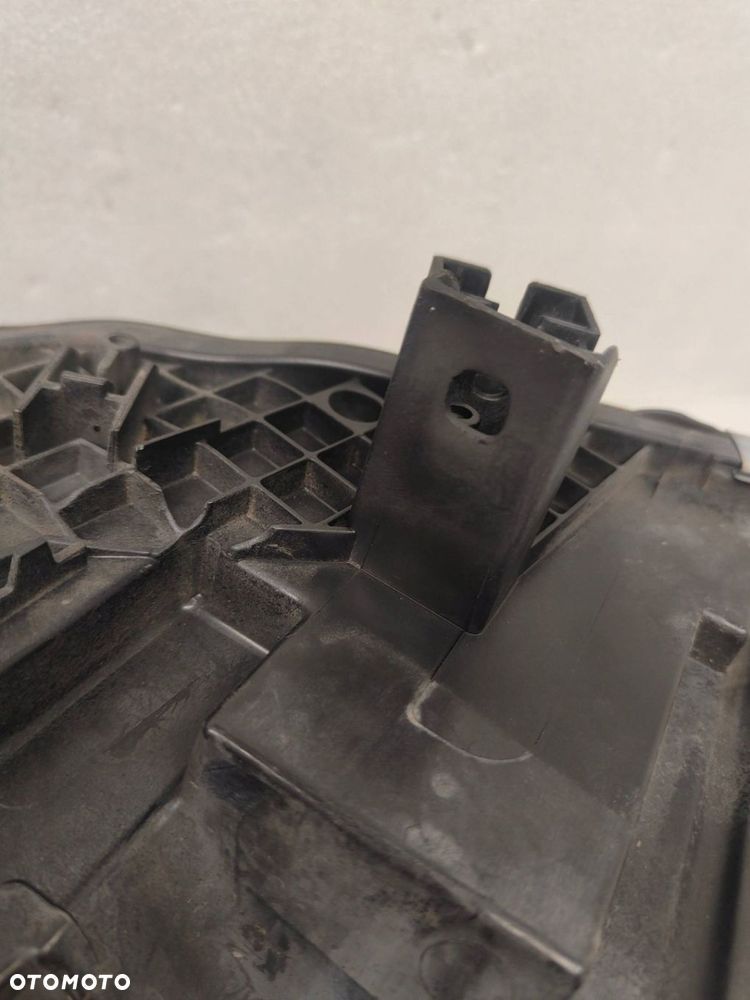 BMW 2 F45 SM FULL LED Przód strona prawa 7494856 - 9