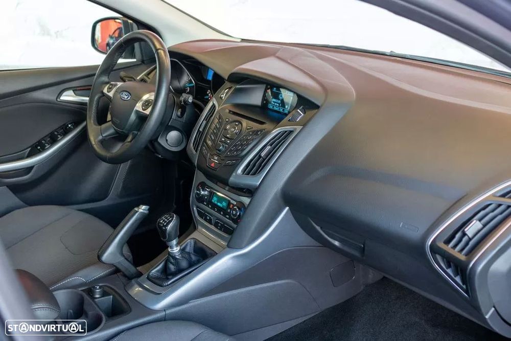 Ford Focus 1.0 EcoBoost S&S SYNC Edition - 15