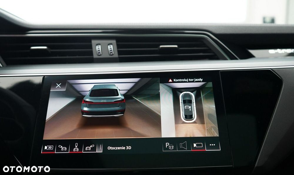 Audi Q8 Sportback e-tron - 40