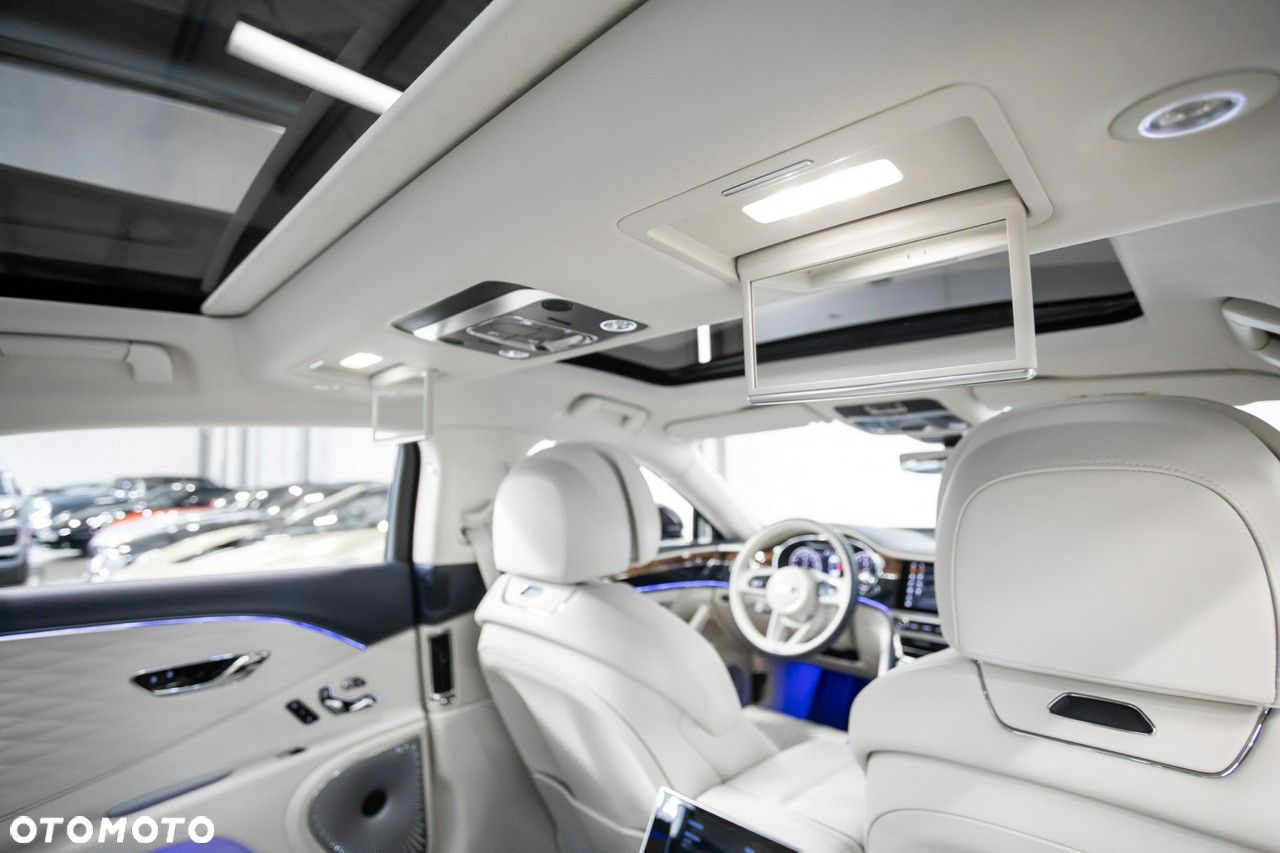 Bentley Flying Spur - 24