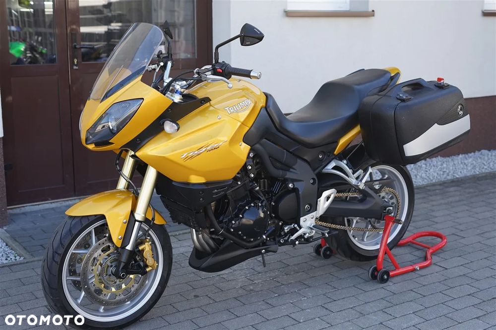 Triumph Tiger - 22