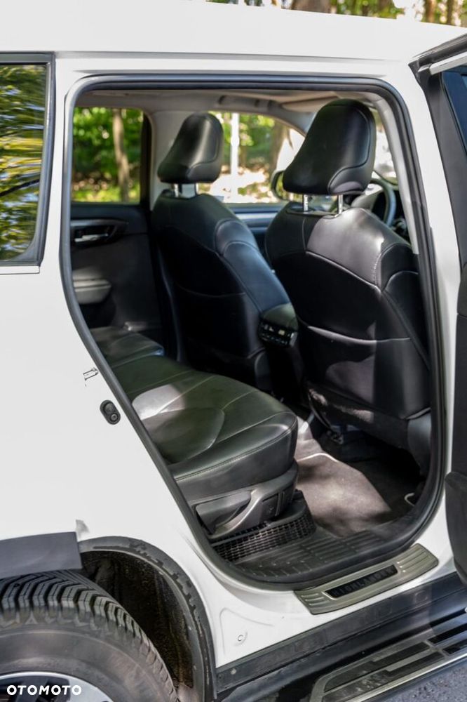 Toyota Highlander 2.5 Hybrid Executive - 25