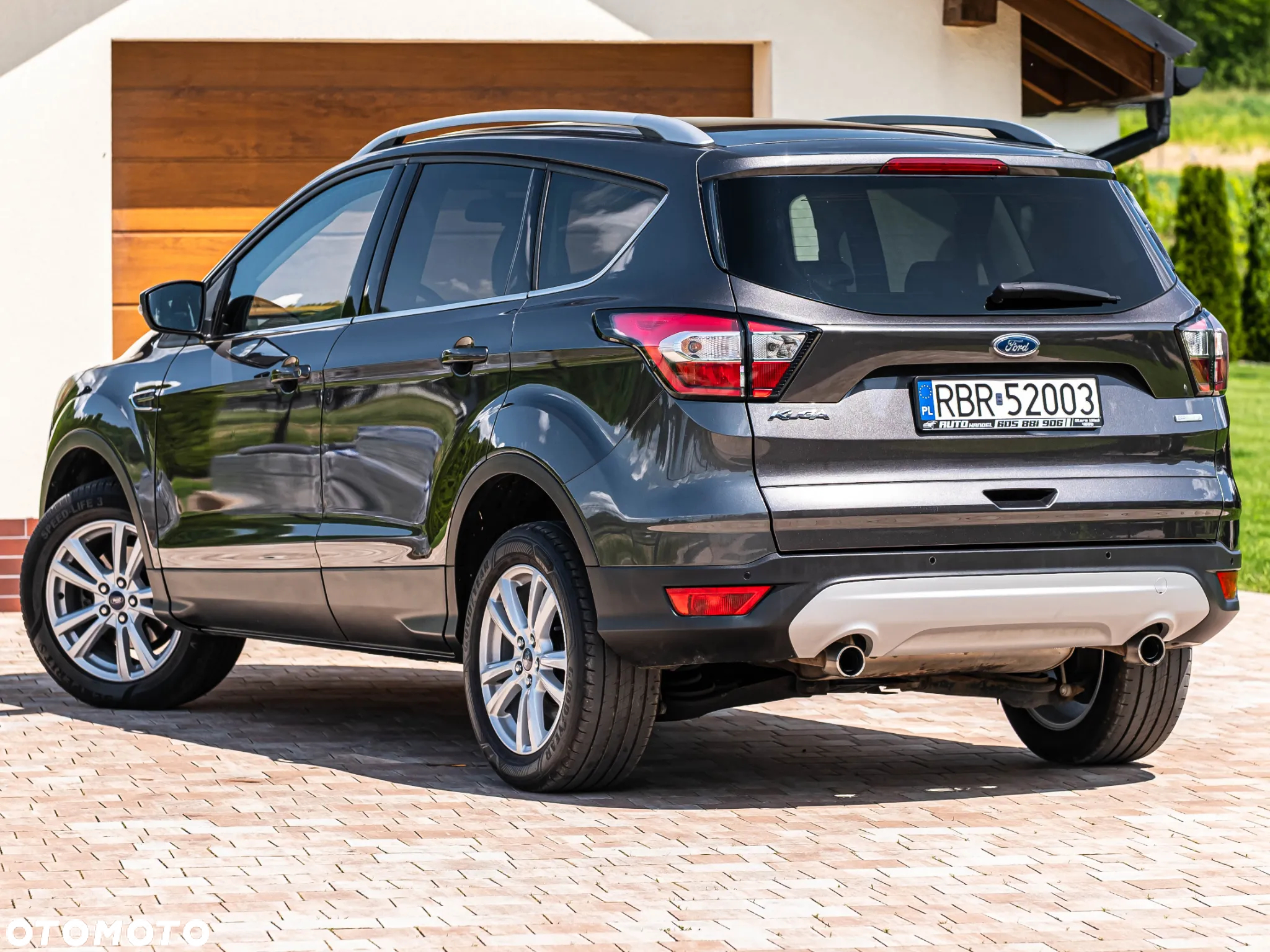 Ford Kuga 1.5 EcoBoost 2x4 SYNC - 38
