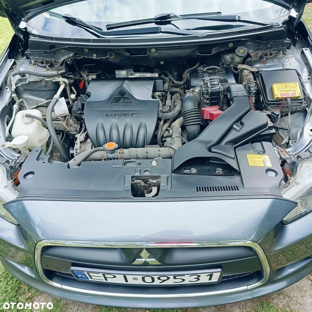 Mitsubishi Lancer - 7