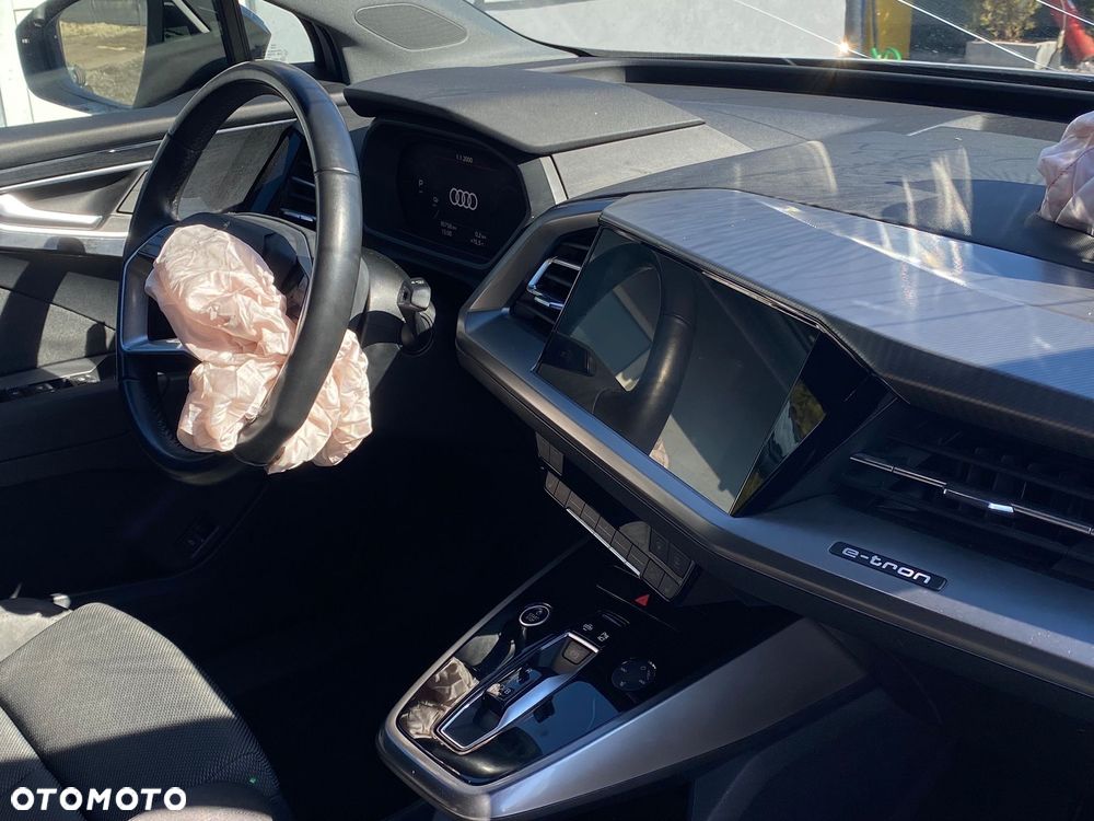 Audi Q4 Sportback e-tron - 13