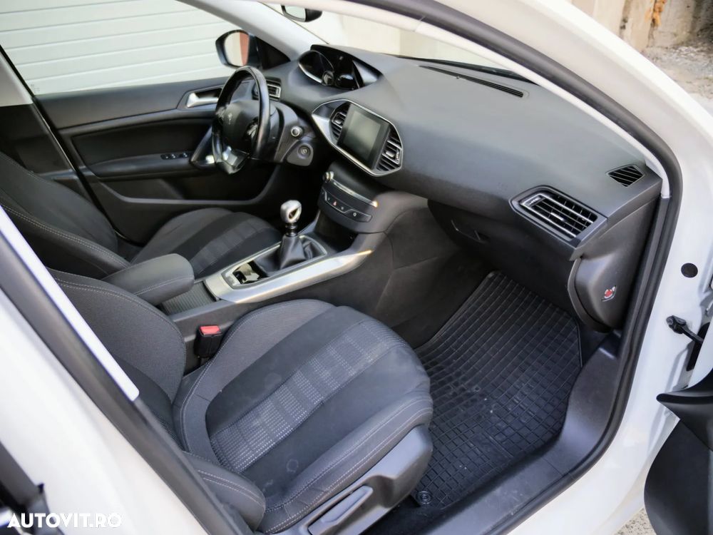 Peugeot 308 1.6 BlueHDi FAP STT Allure - 22