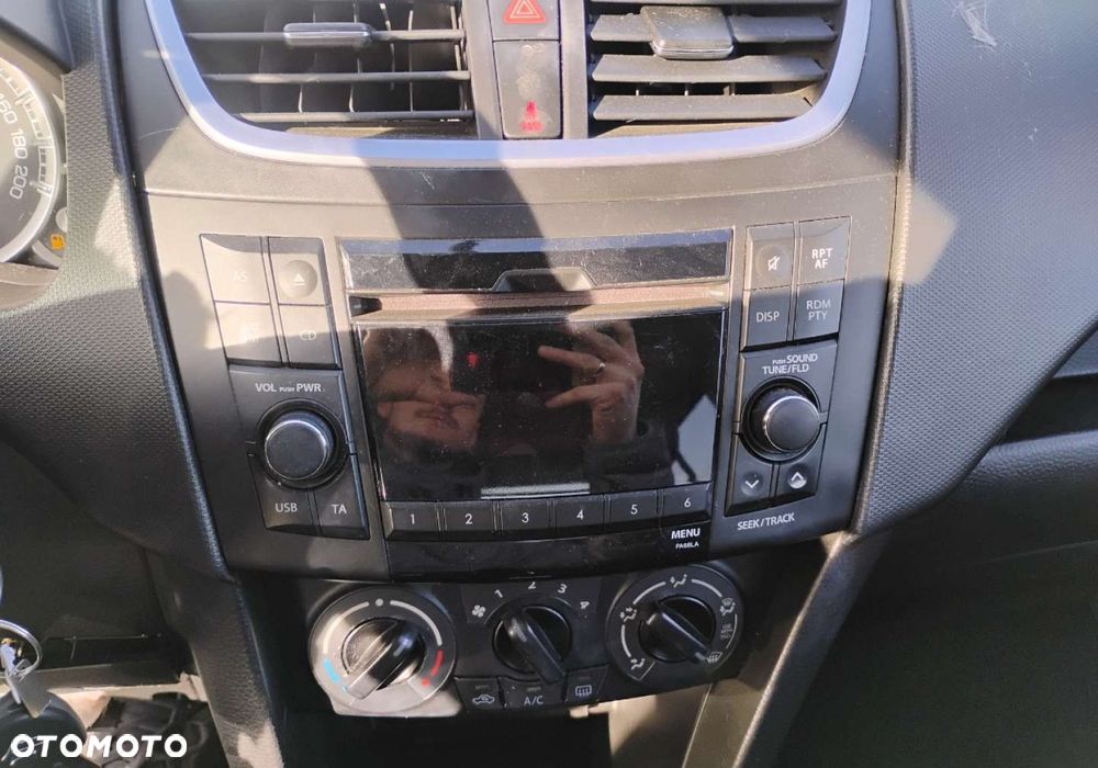 Suzuki Swift - 14