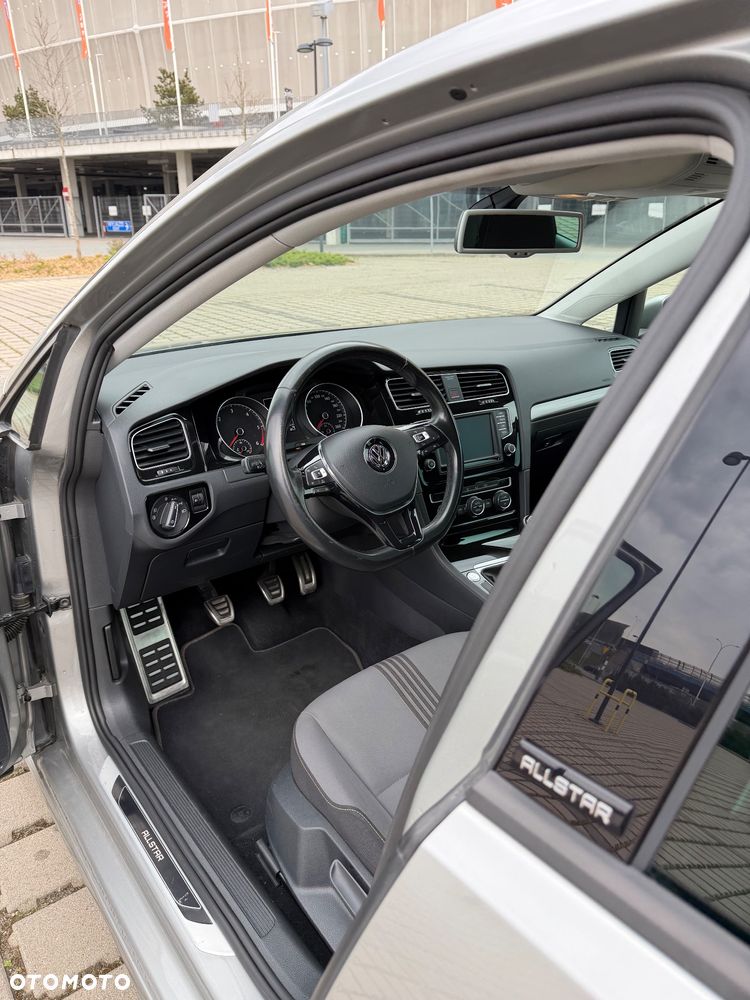 Volkswagen Golf 2.0 TDI BlueMotion Technology Allstar - 15