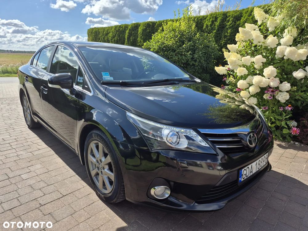 Toyota Avensis 2.2 D-4D Prestige - 2