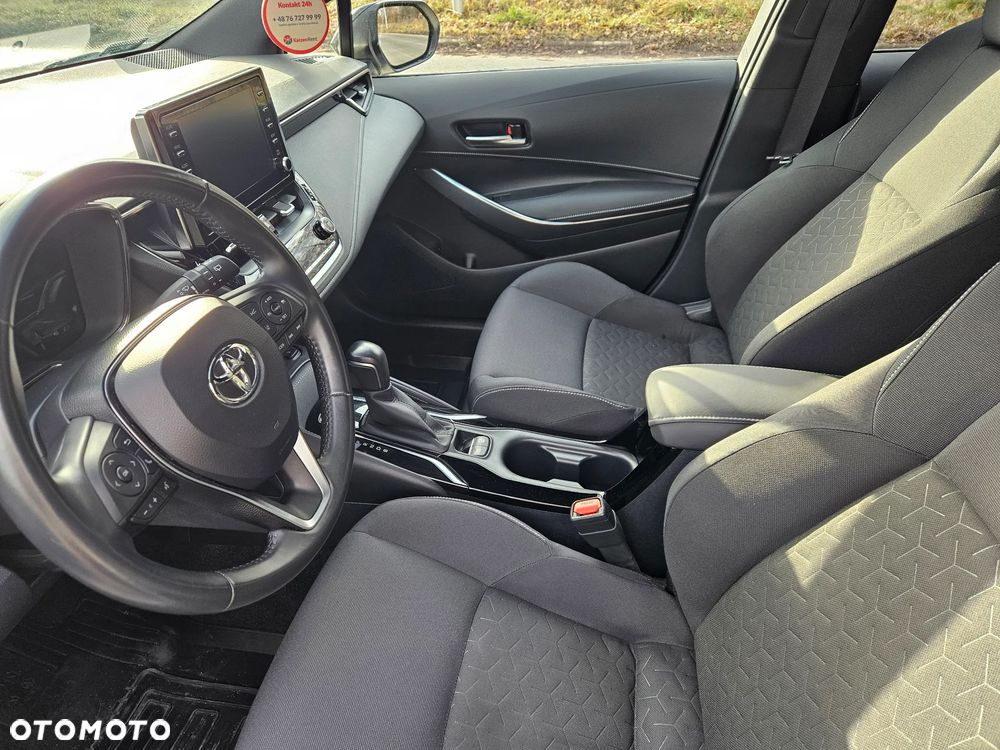 Toyota Corolla 1.8 Hybrid Executive - 14