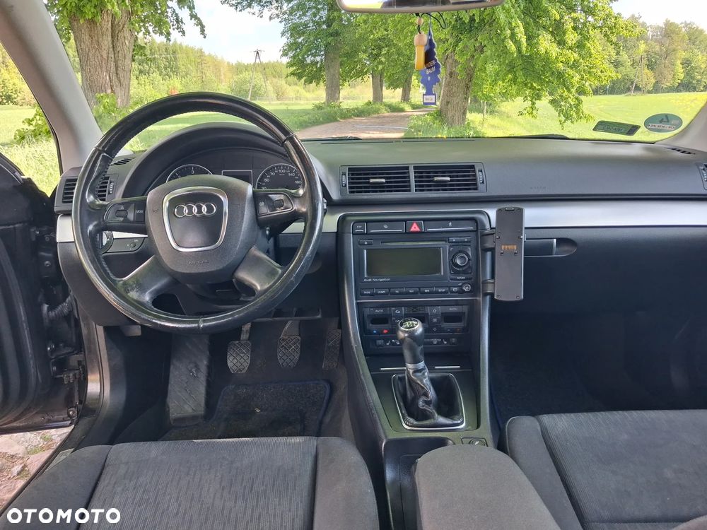 Audi A4 Avant 2.0 TDI - 18