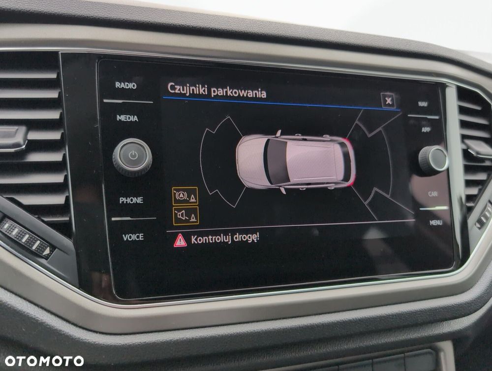 Volkswagen T-Roc 1.0 TSI Advance - 26