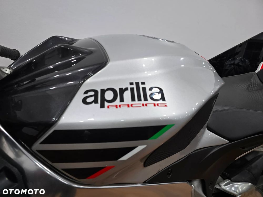 Aprilia RSV - 9