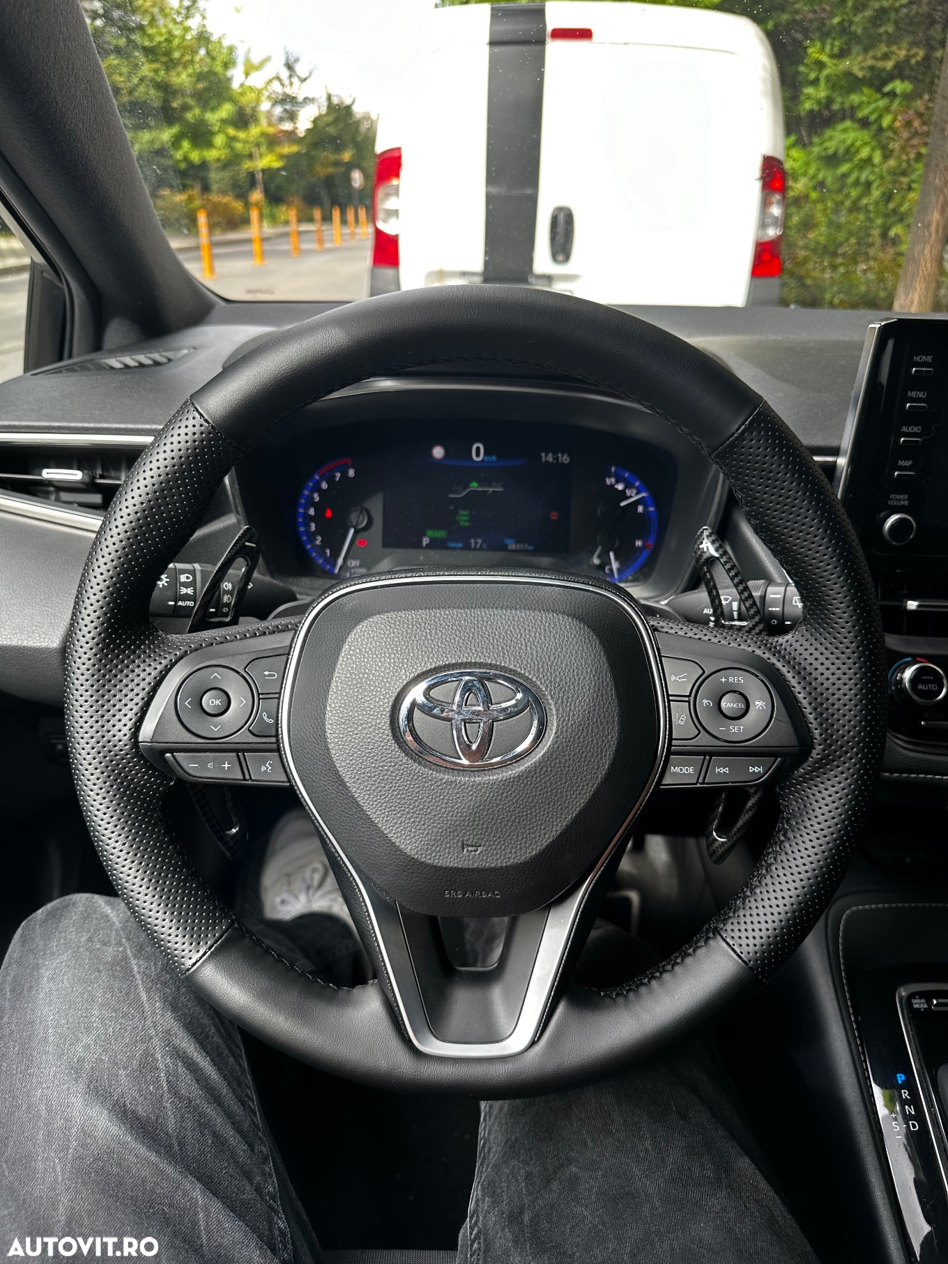 Toyota Corolla - 17