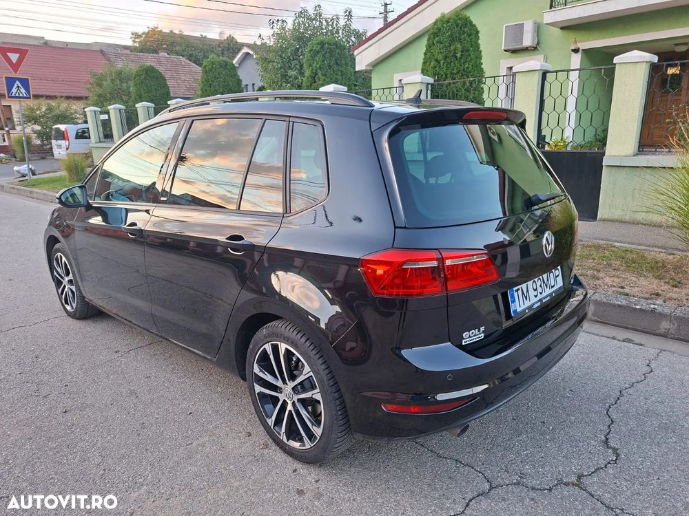 Volkswagen Golf - 9