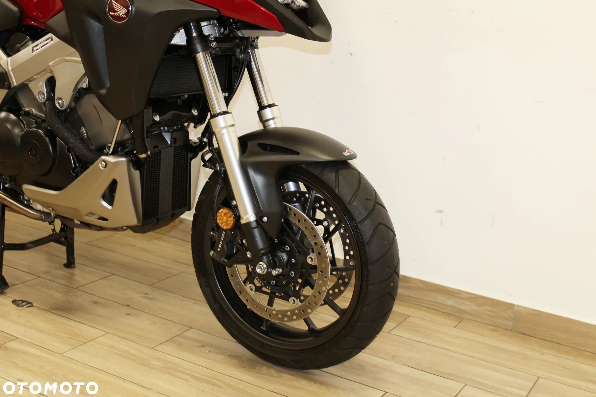Honda VFR - 8
