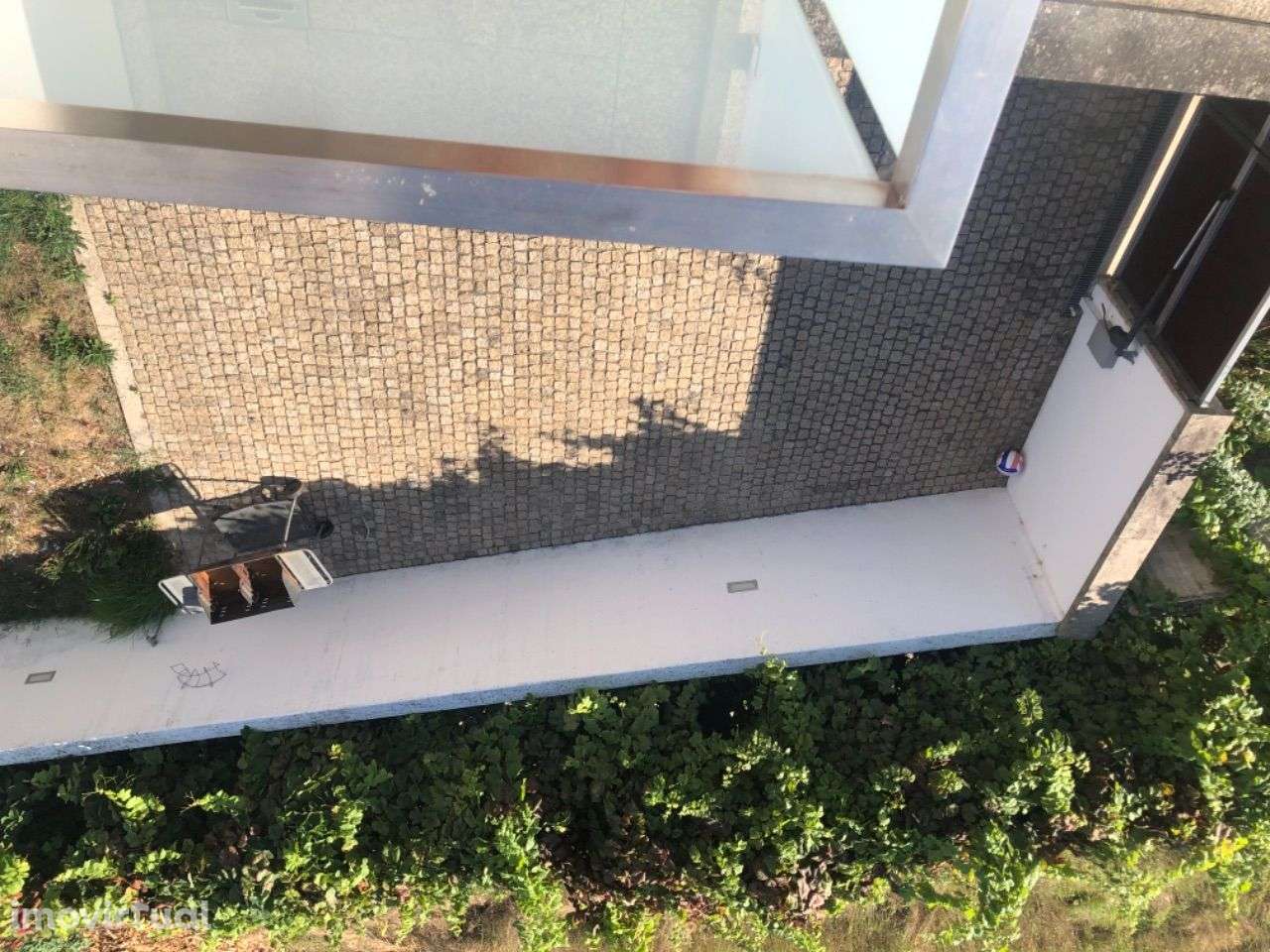 Arrendamento moradia de luxo com ótimos acabamentos, qualidade de vida - Grande imagem: 2/17