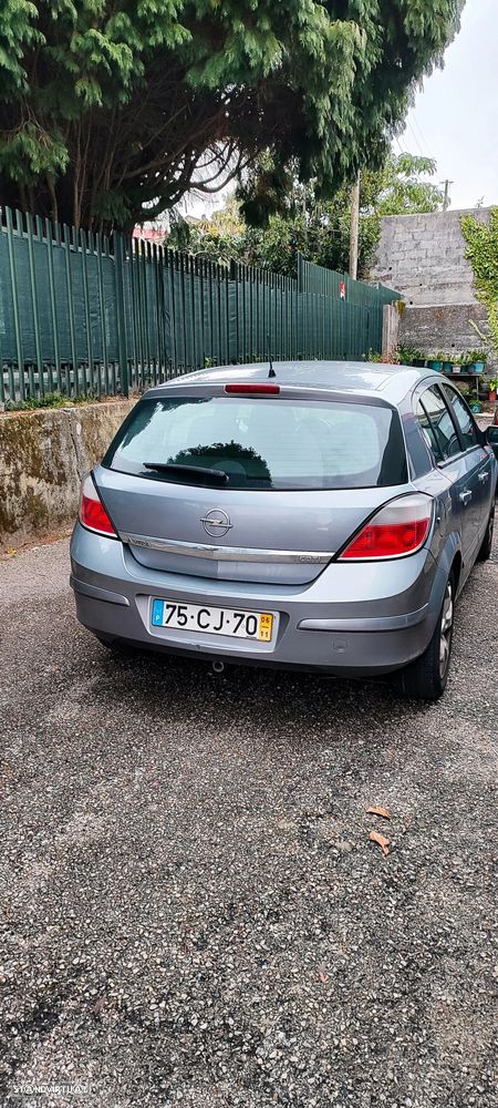 Opel Astra 1.3 CDTI Cosmo - 4