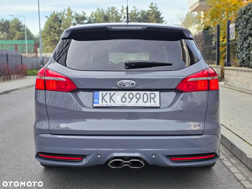 Ford Focus ST - 6