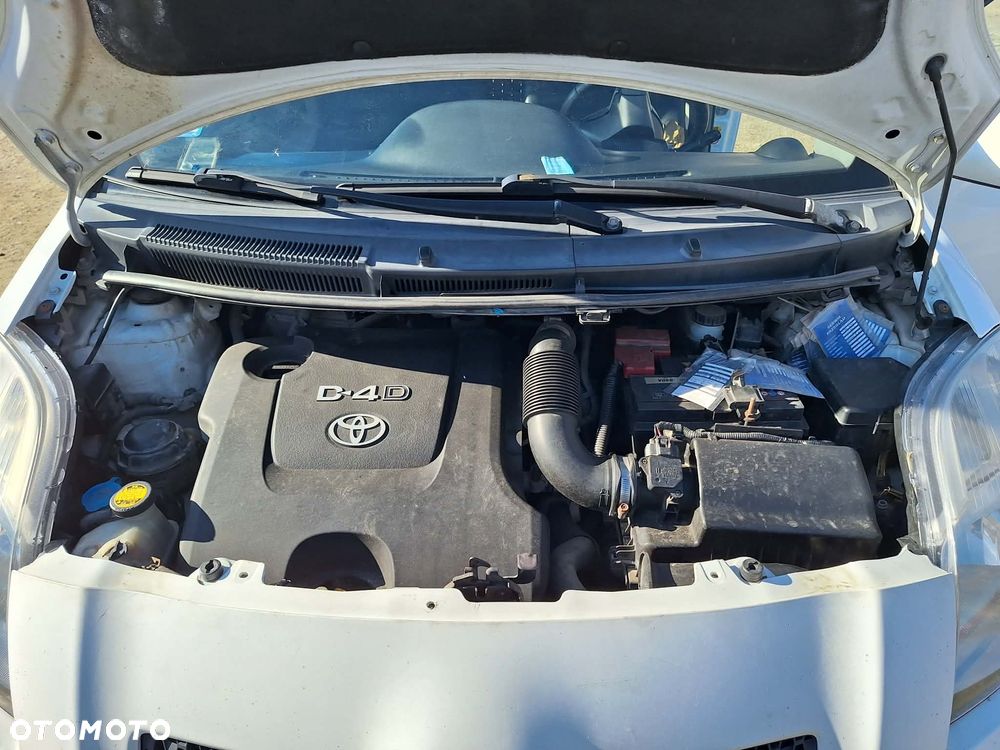 Toyota Yaris 1.4 D-4D Edition - 25