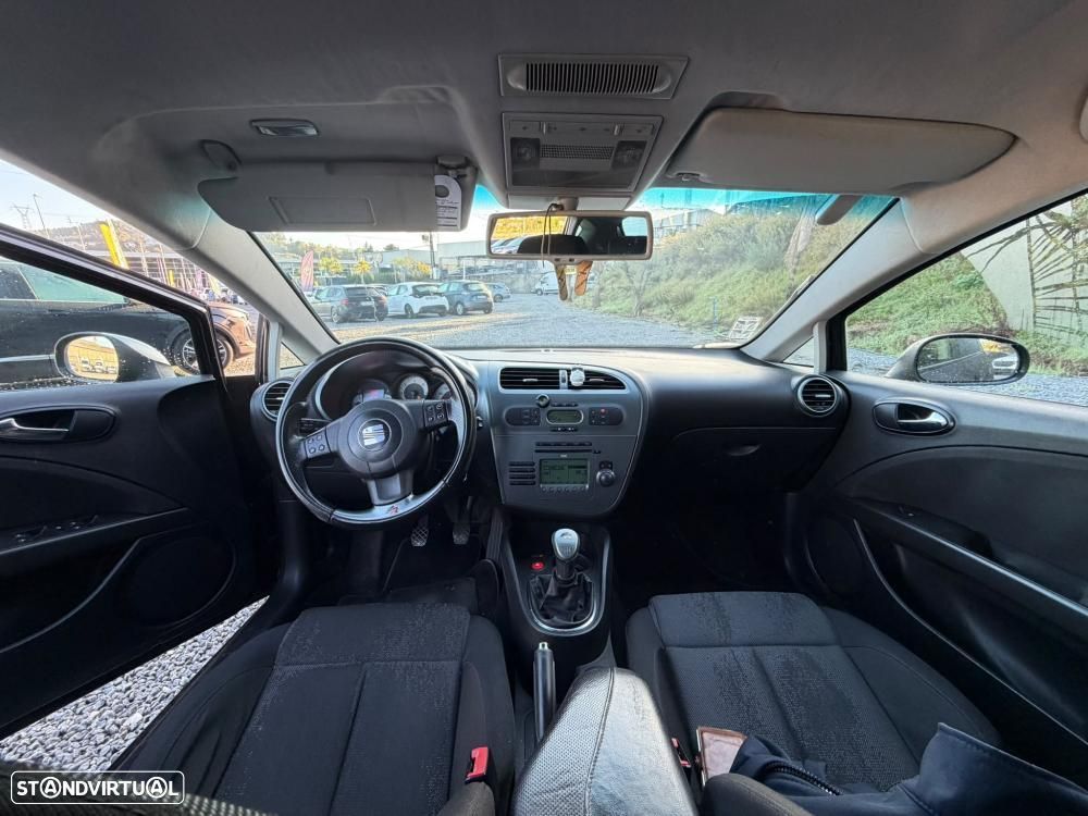 SEAT Leon 2.0 TDI FR - 14
