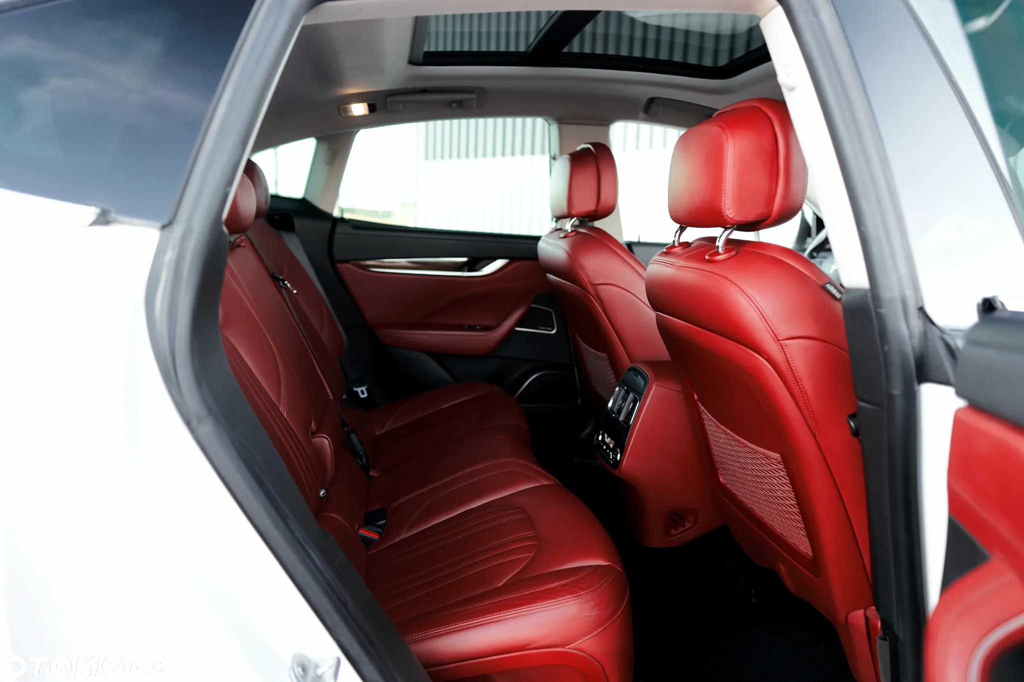 Maserati Levante S Q4 - 36