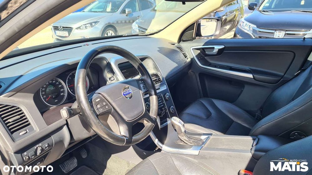 Volvo XC 60 - 6