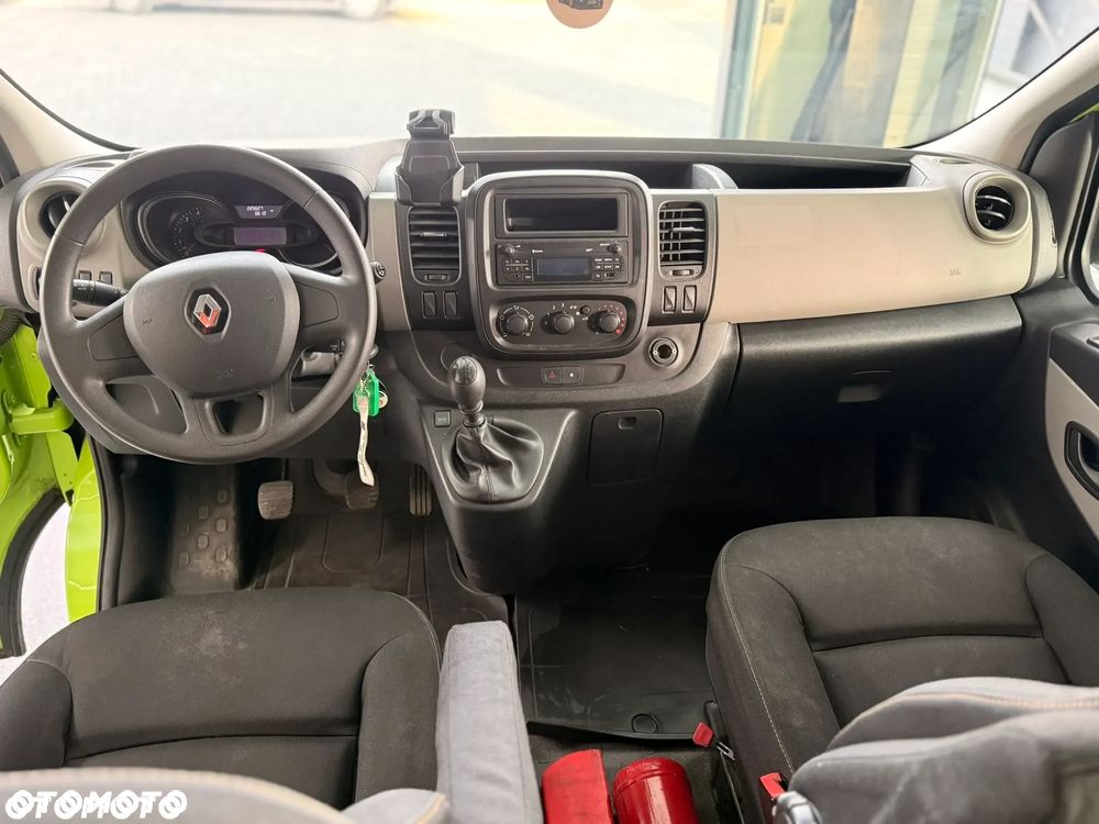 Renault Trafic - 13