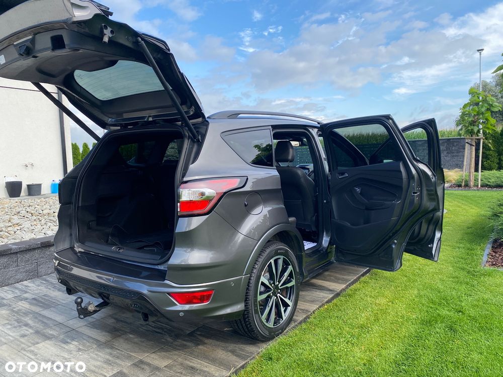 Ford Kuga 1.5 EcoBoost 2x4 ST-Line - 12