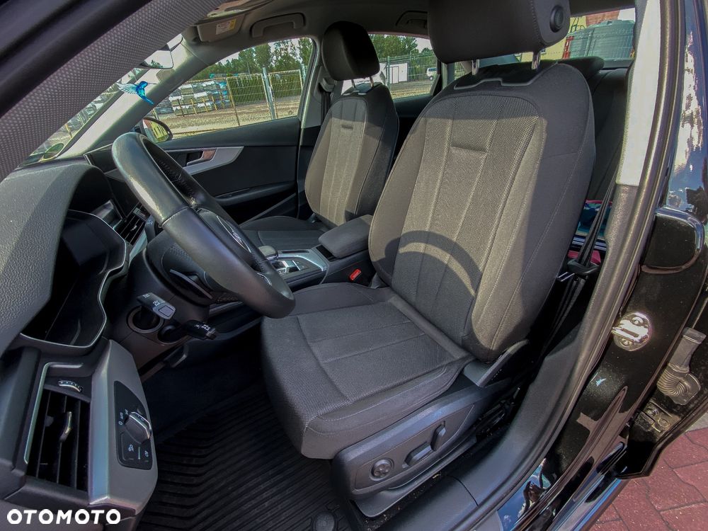 Audi A4 Limousine - 17