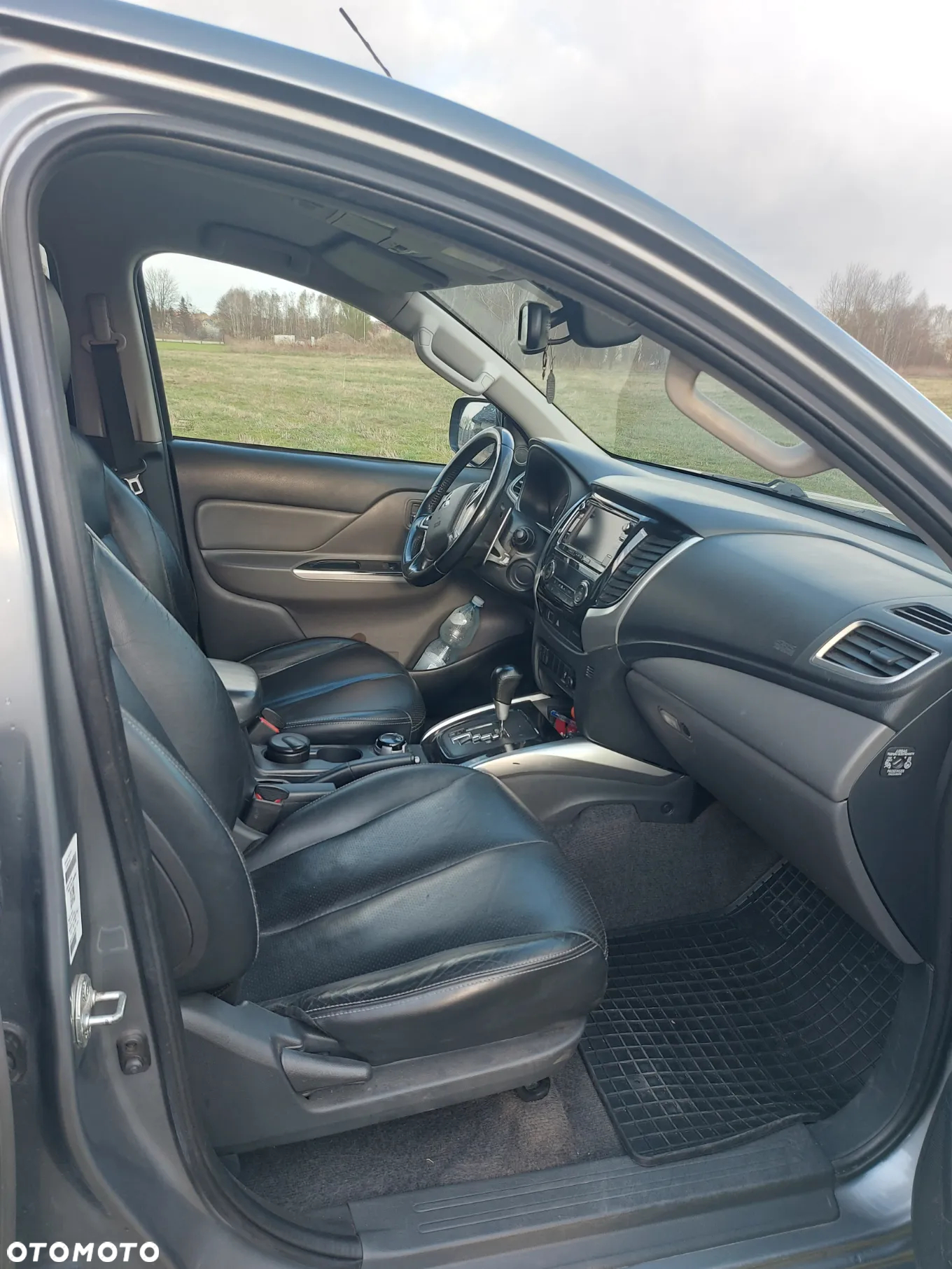 Mitsubishi L200 2.4 d DC Black Edition EU6 - 11
