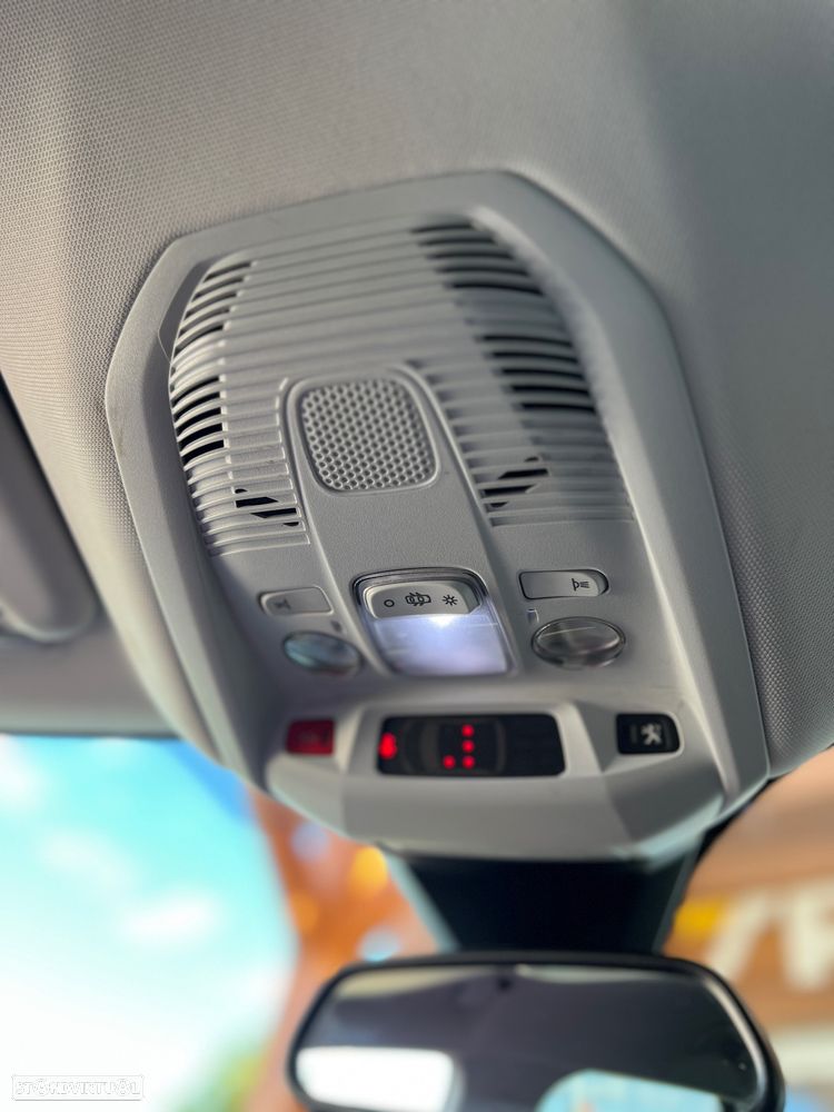 Peugeot 3008 1.5 BlueHDi Allure EAT8 - 9