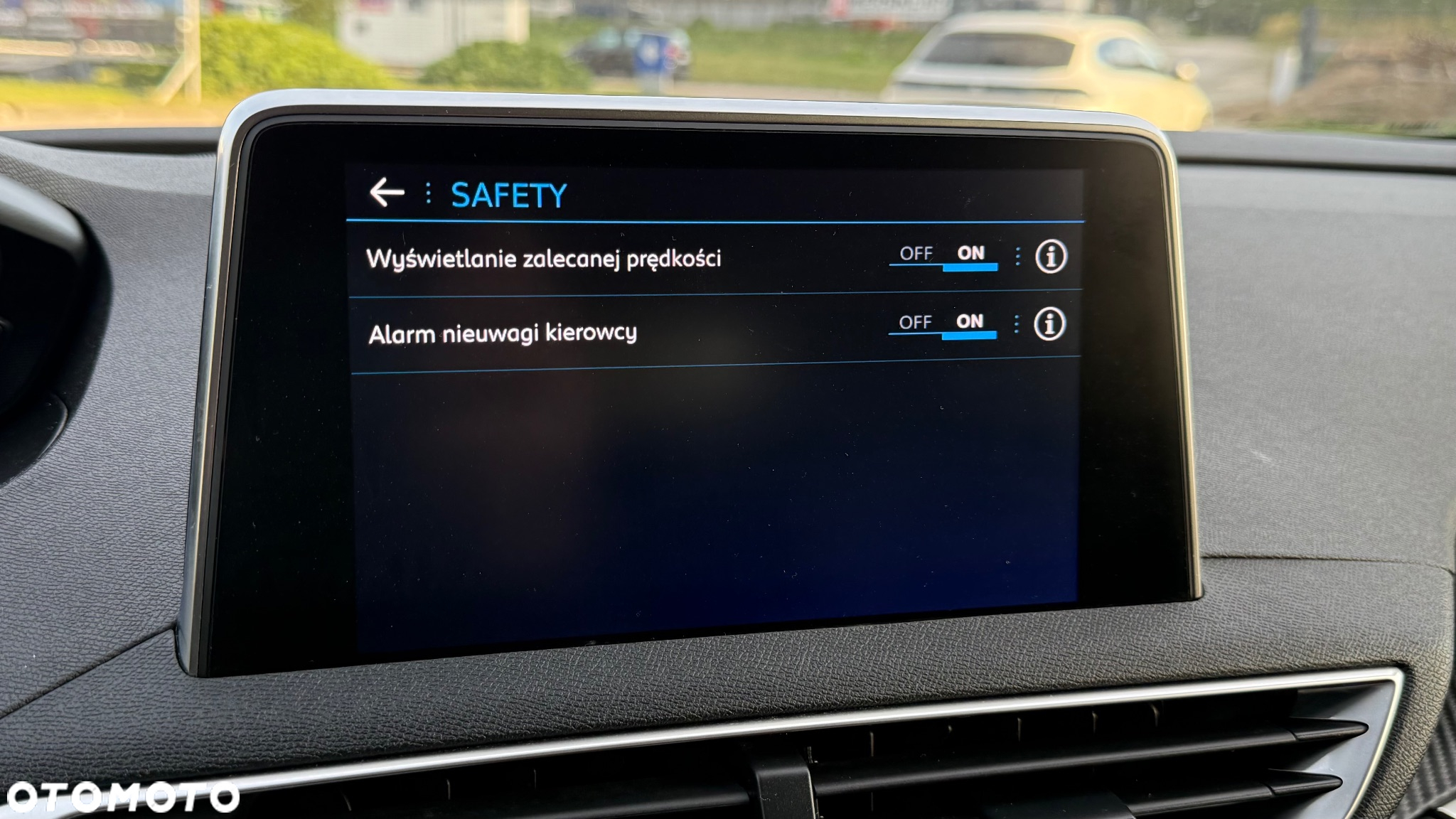 Peugeot 3008 1.6 BlueHDi Active S&S - 30